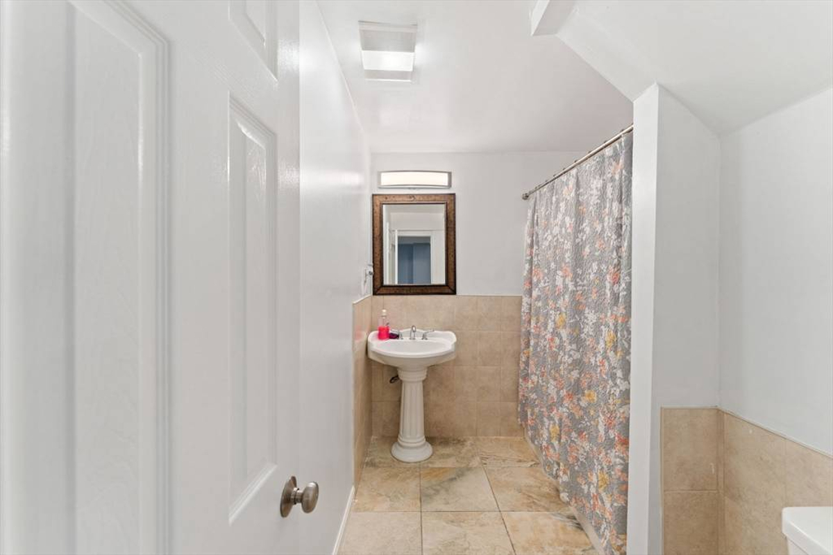 Featured Listing Image 19