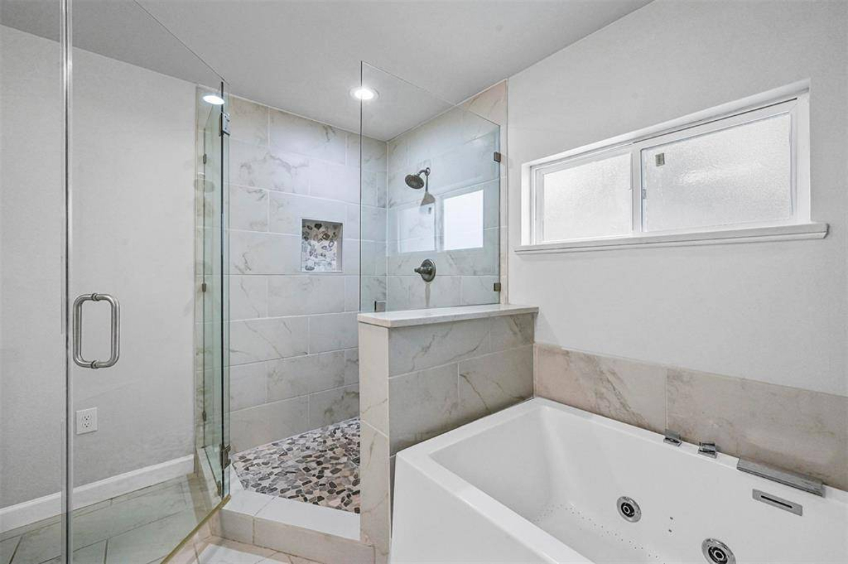 Featured Listing Image 35