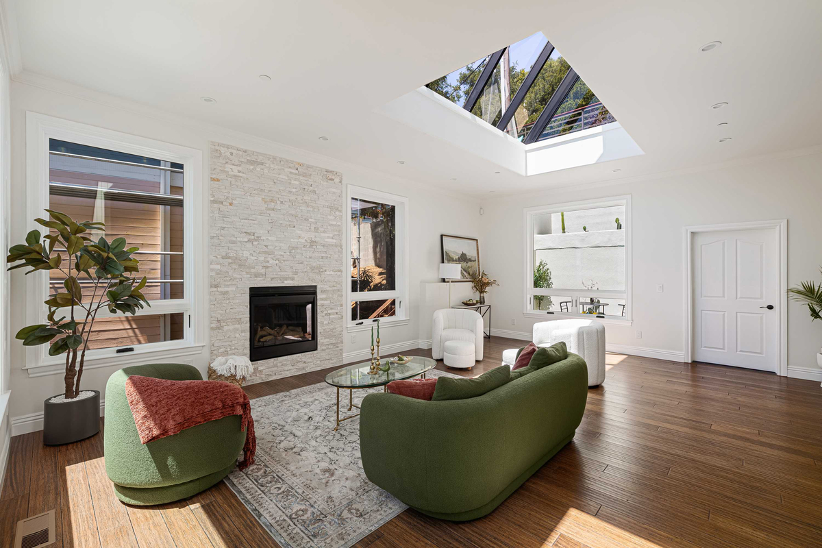 Featured Listing Image 19