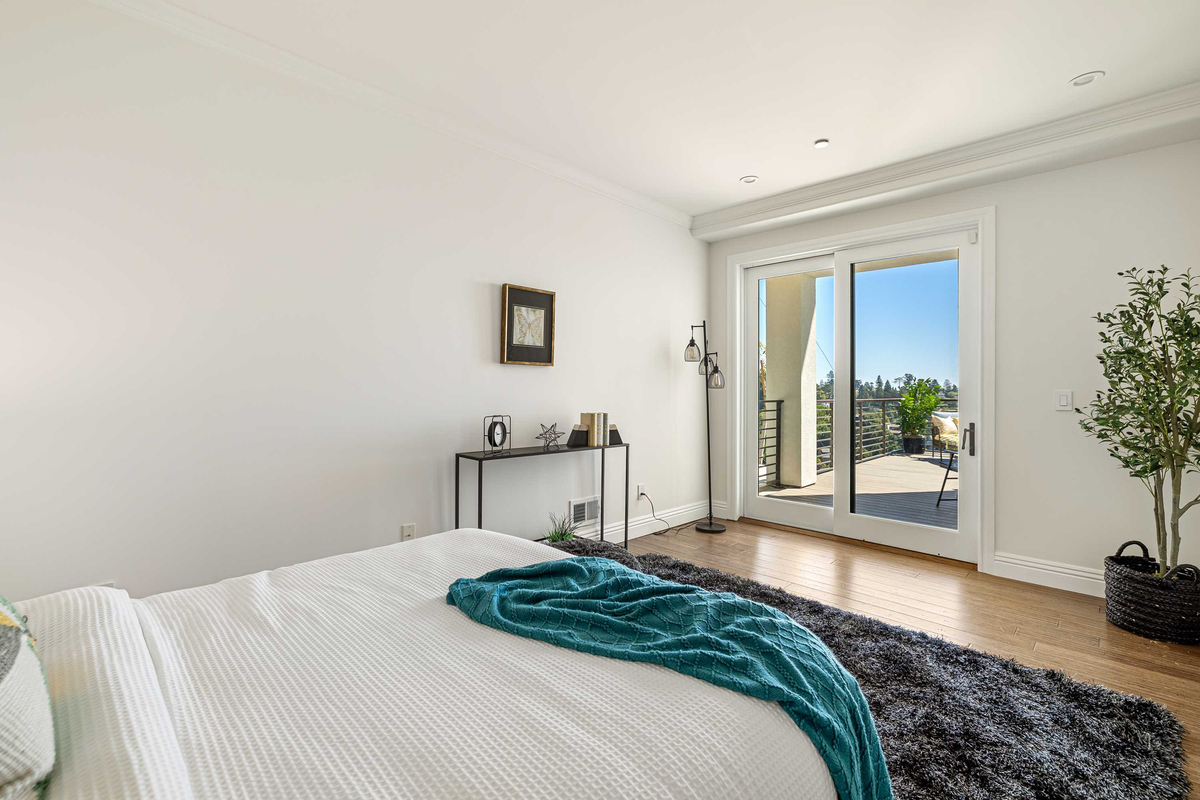 Featured Listing Image 77