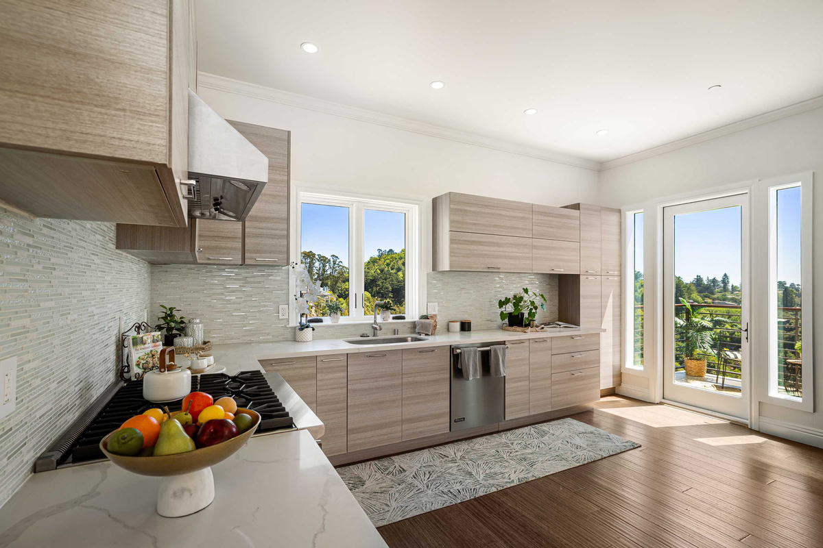 Featured Listing Image 43