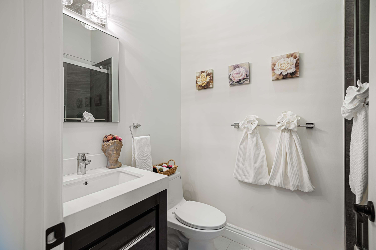 Featured Listing Image 67