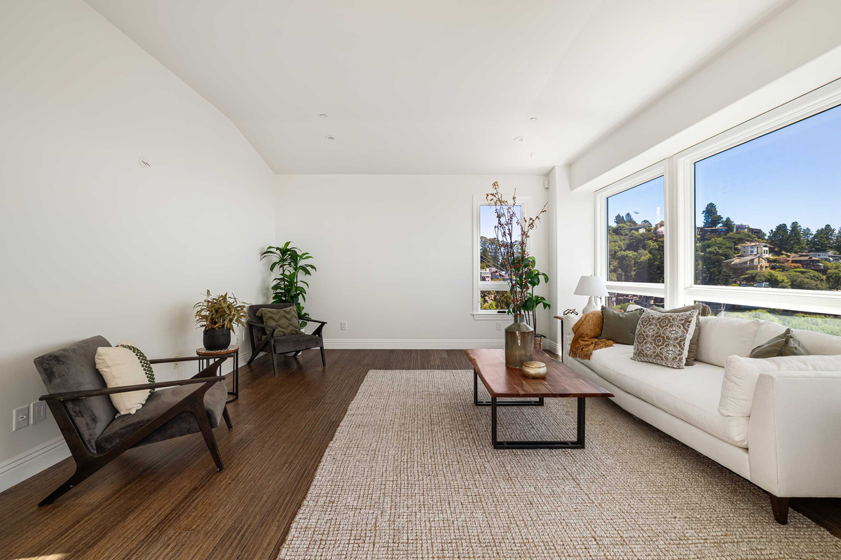 Featured Listing Image 33