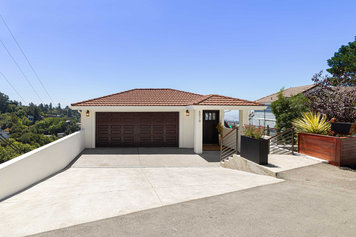 Featured Listing Image 8