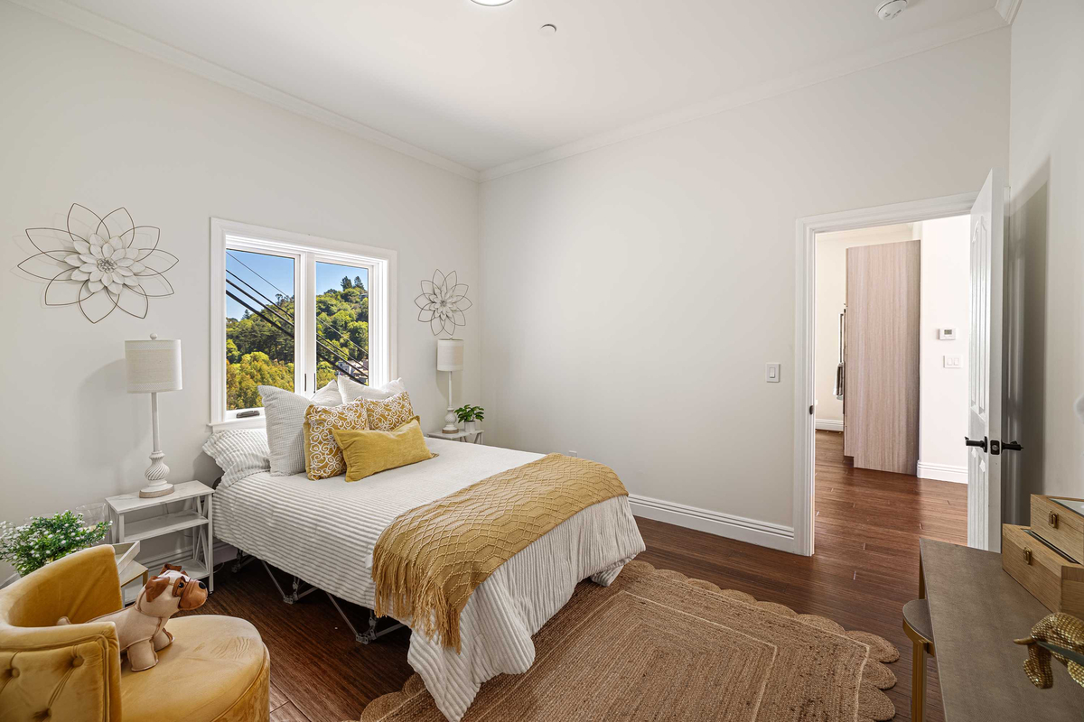 Featured Listing Image 52