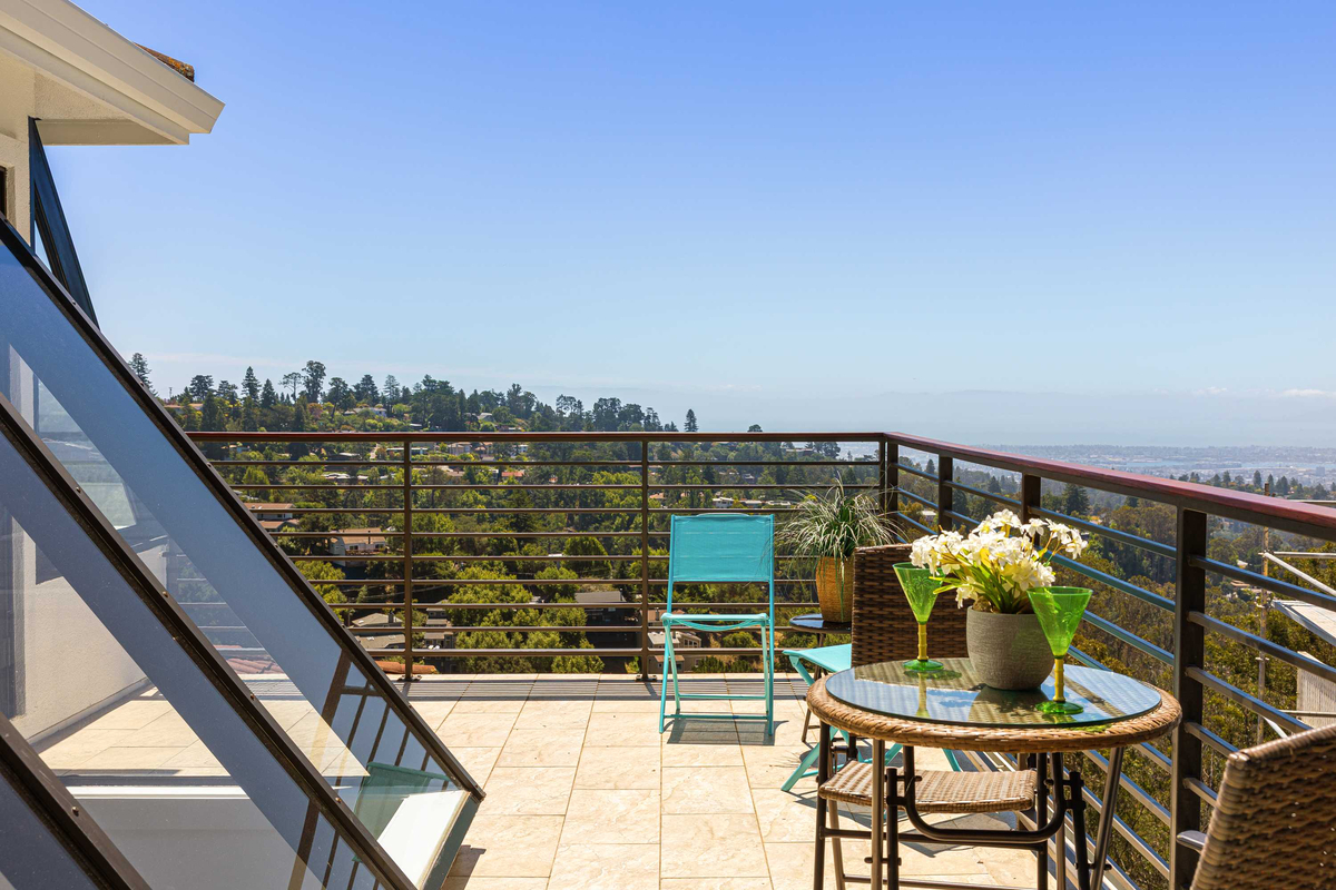 Featured Listing Image 15