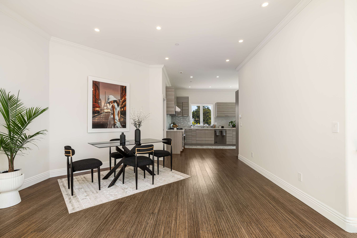 Featured Listing Image 30