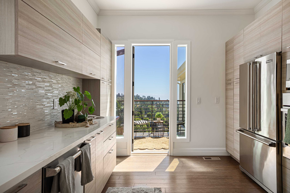 Featured Listing Image 48