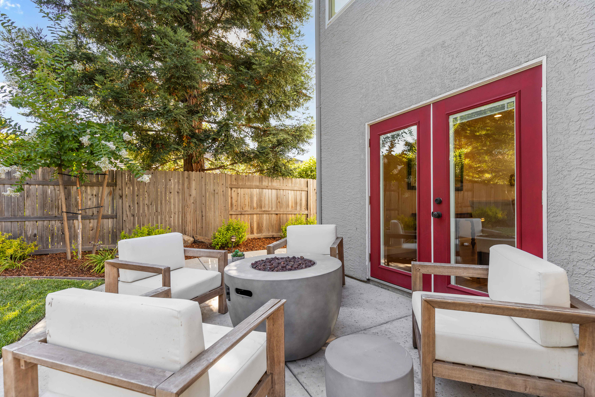 Featured Listing Image 54