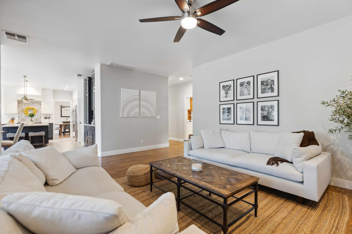 Featured Listing Image 32