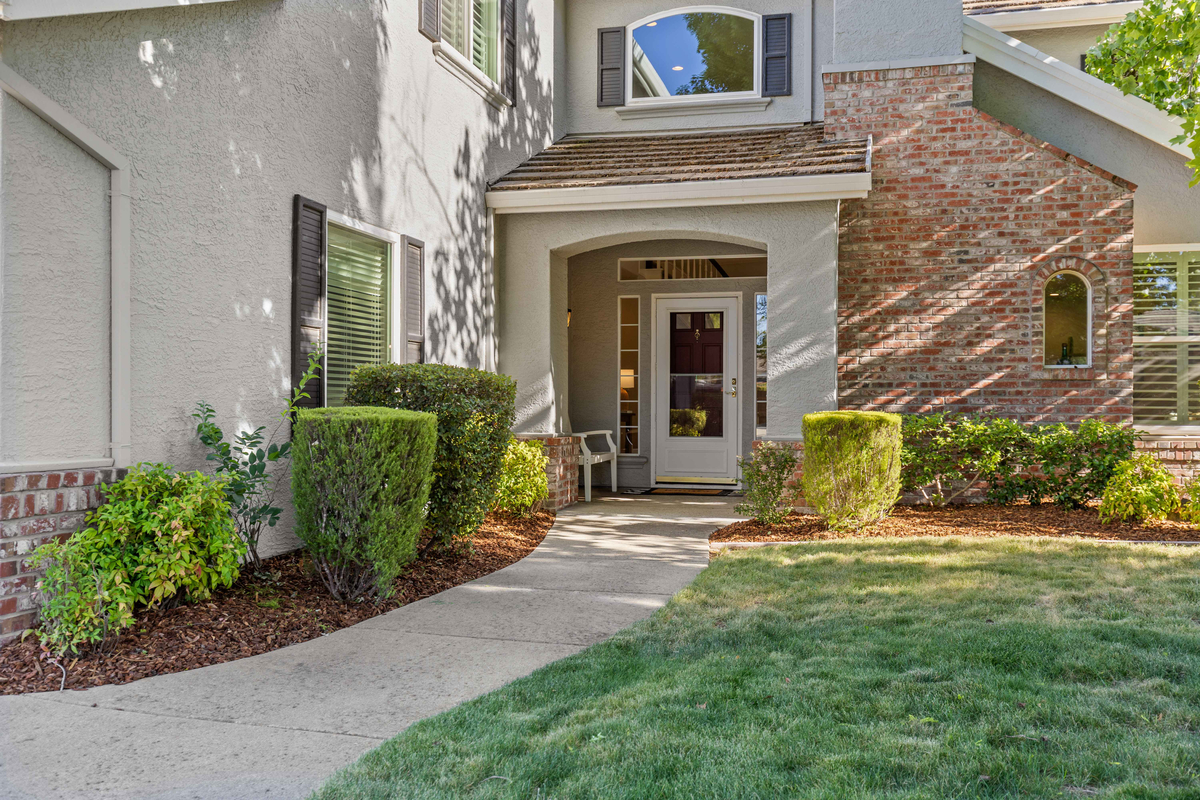 Featured Listing Image 12