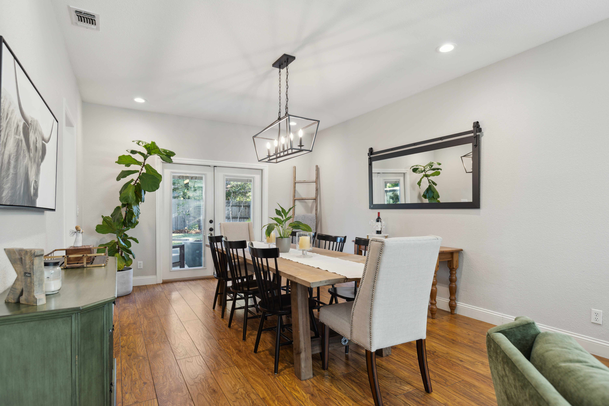 Featured Listing Image 19