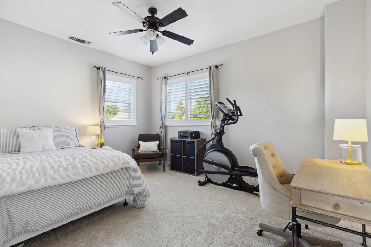 Featured Listing Image 44