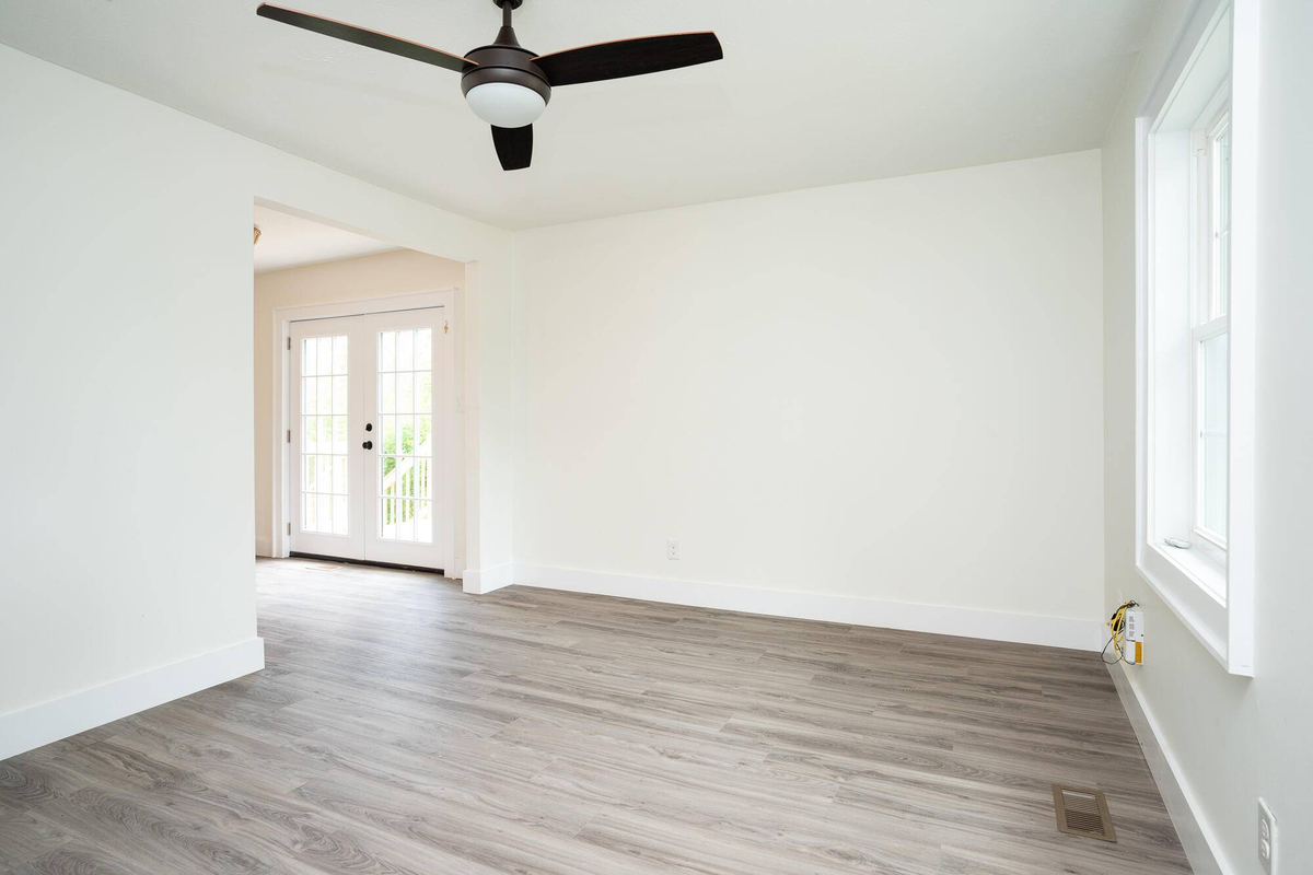 Featured Listing Image 8