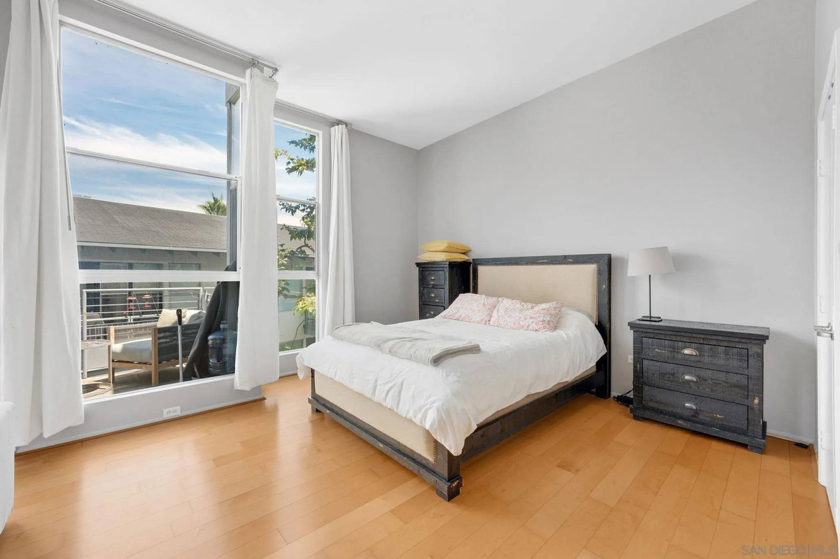 Featured Listing Image 13