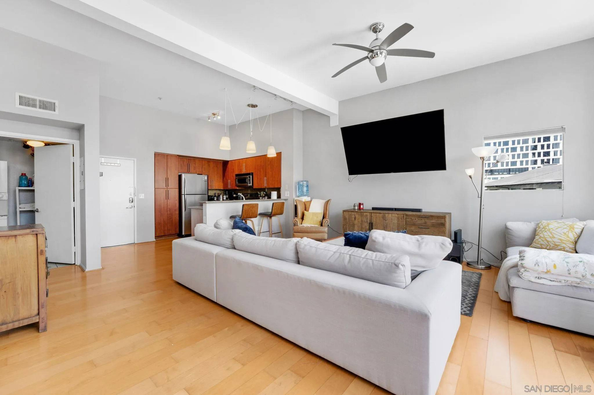 Featured Listing Image 6