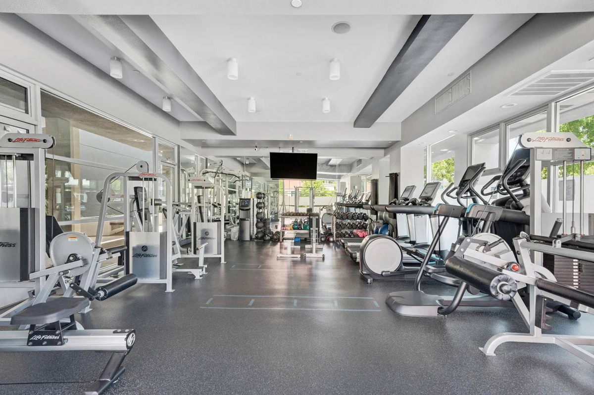 Featured Listing Image 18