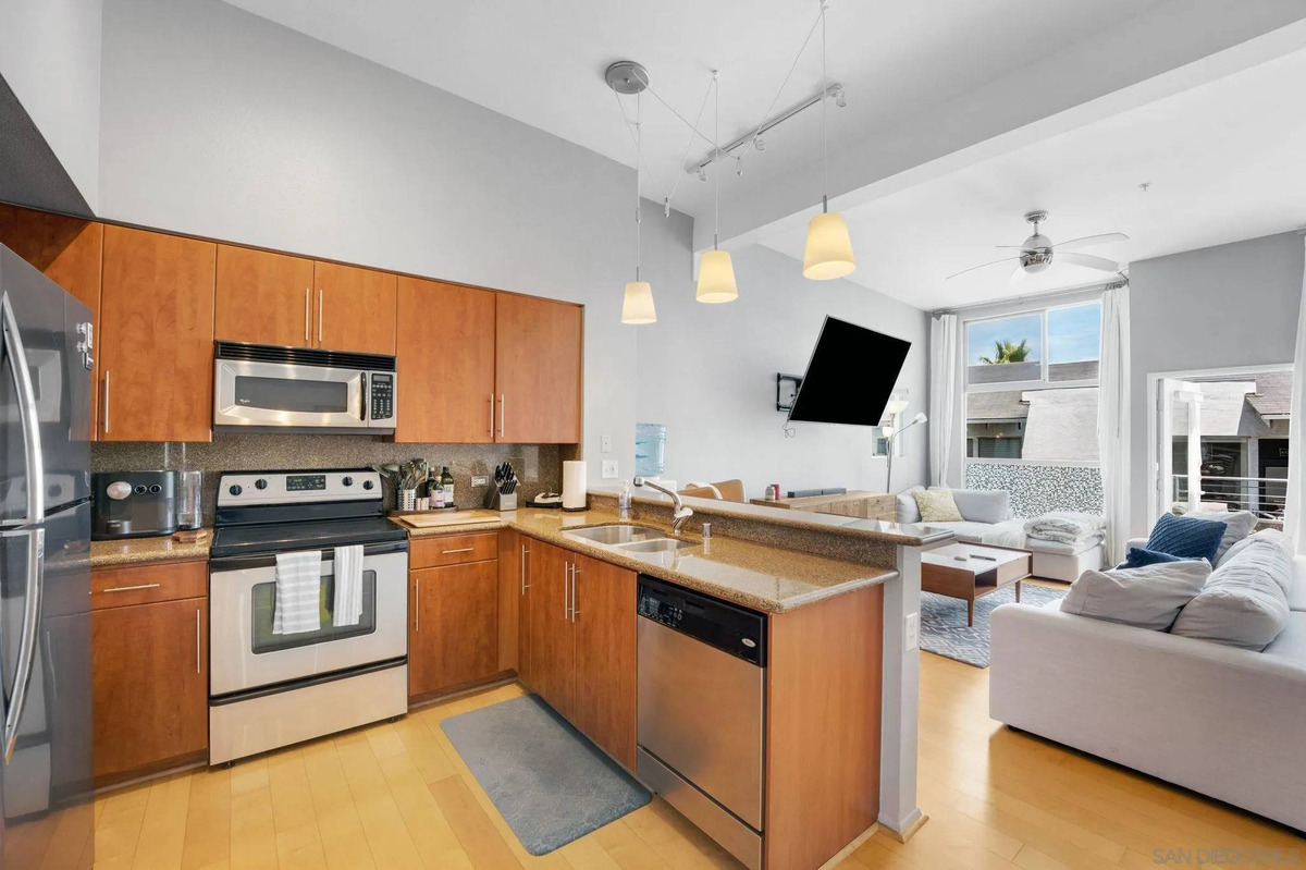 Featured Listing Image 8