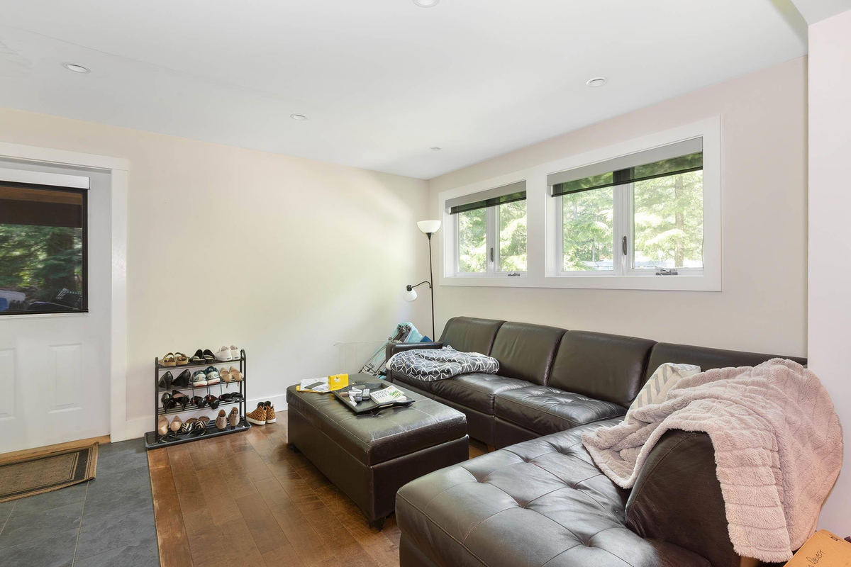 Featured Listing Image 27