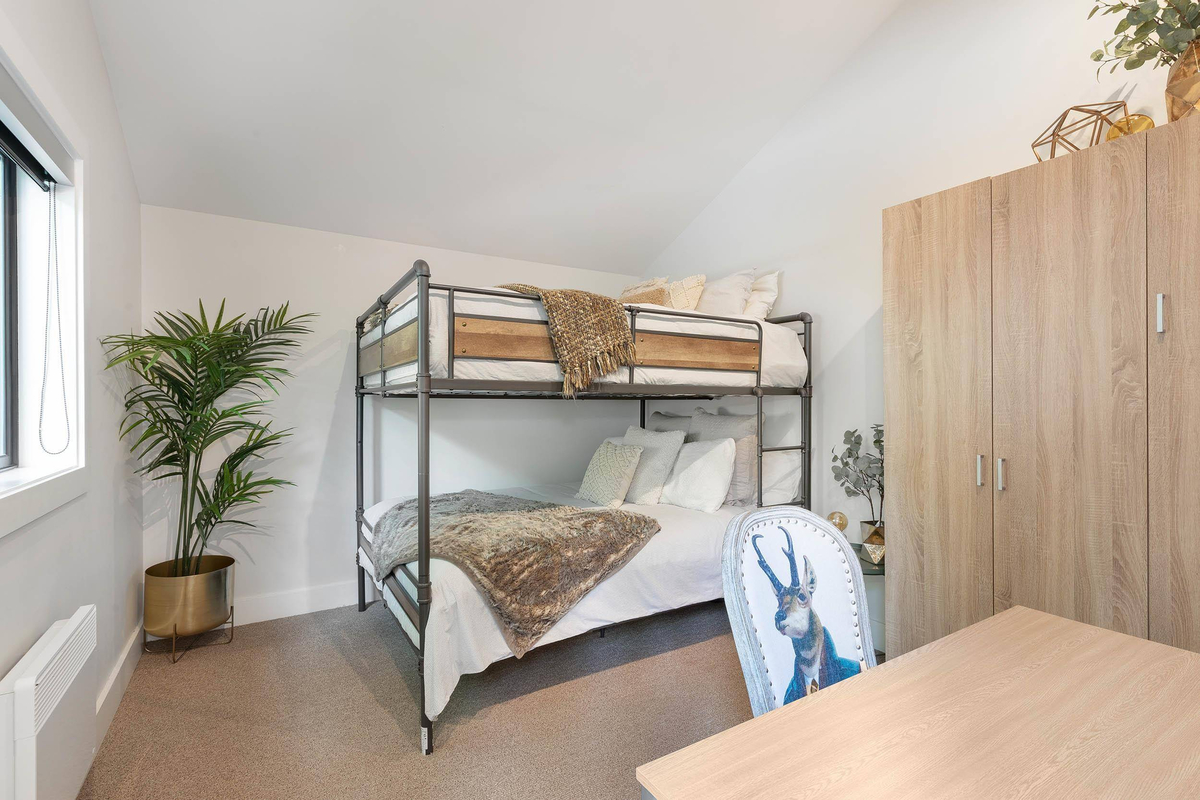 Featured Listing Image 19