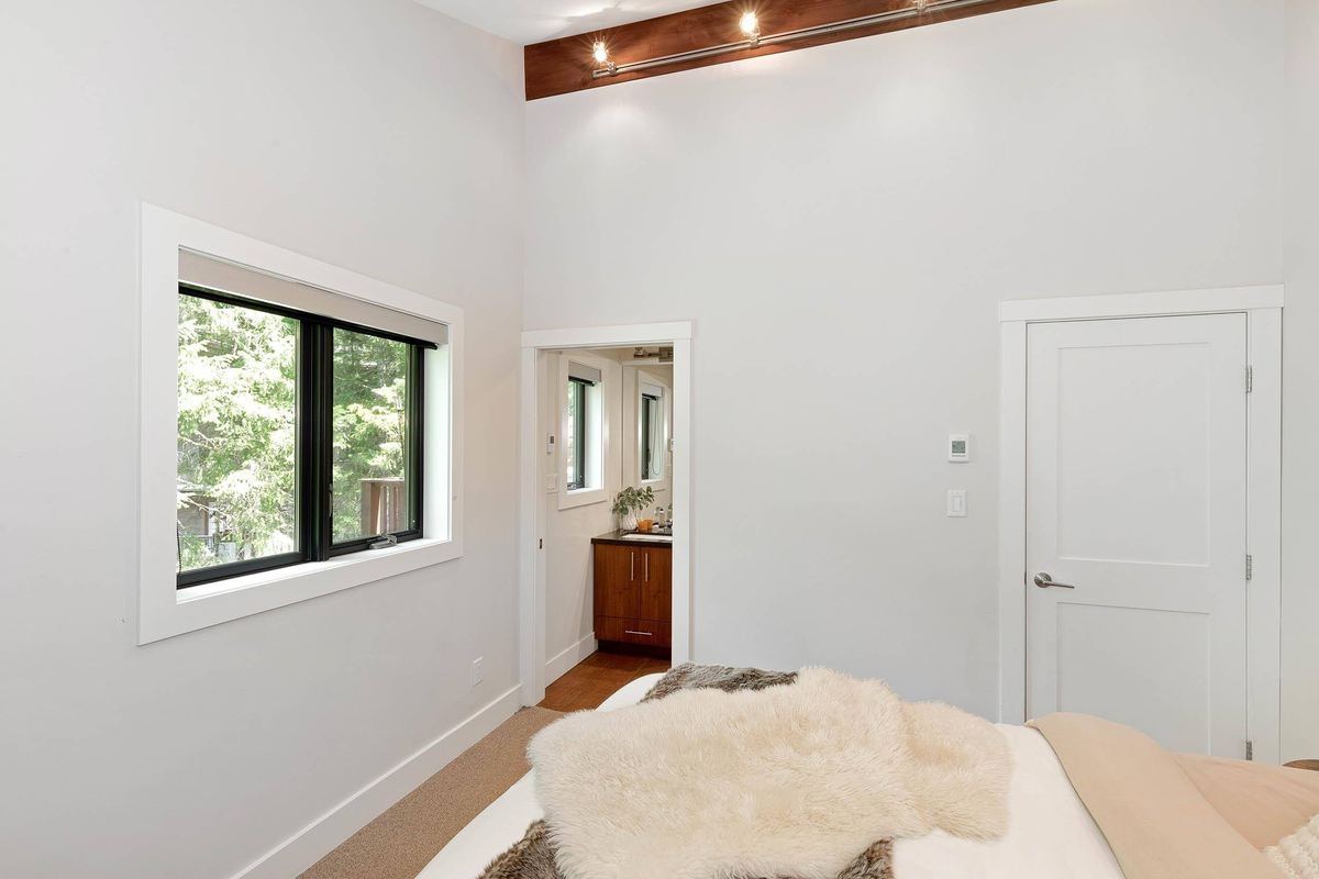 Featured Listing Image 18