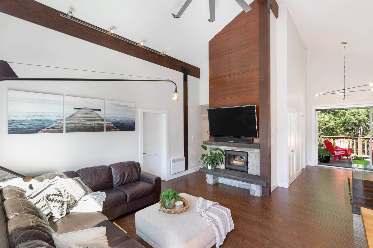 Featured Listing Image 6