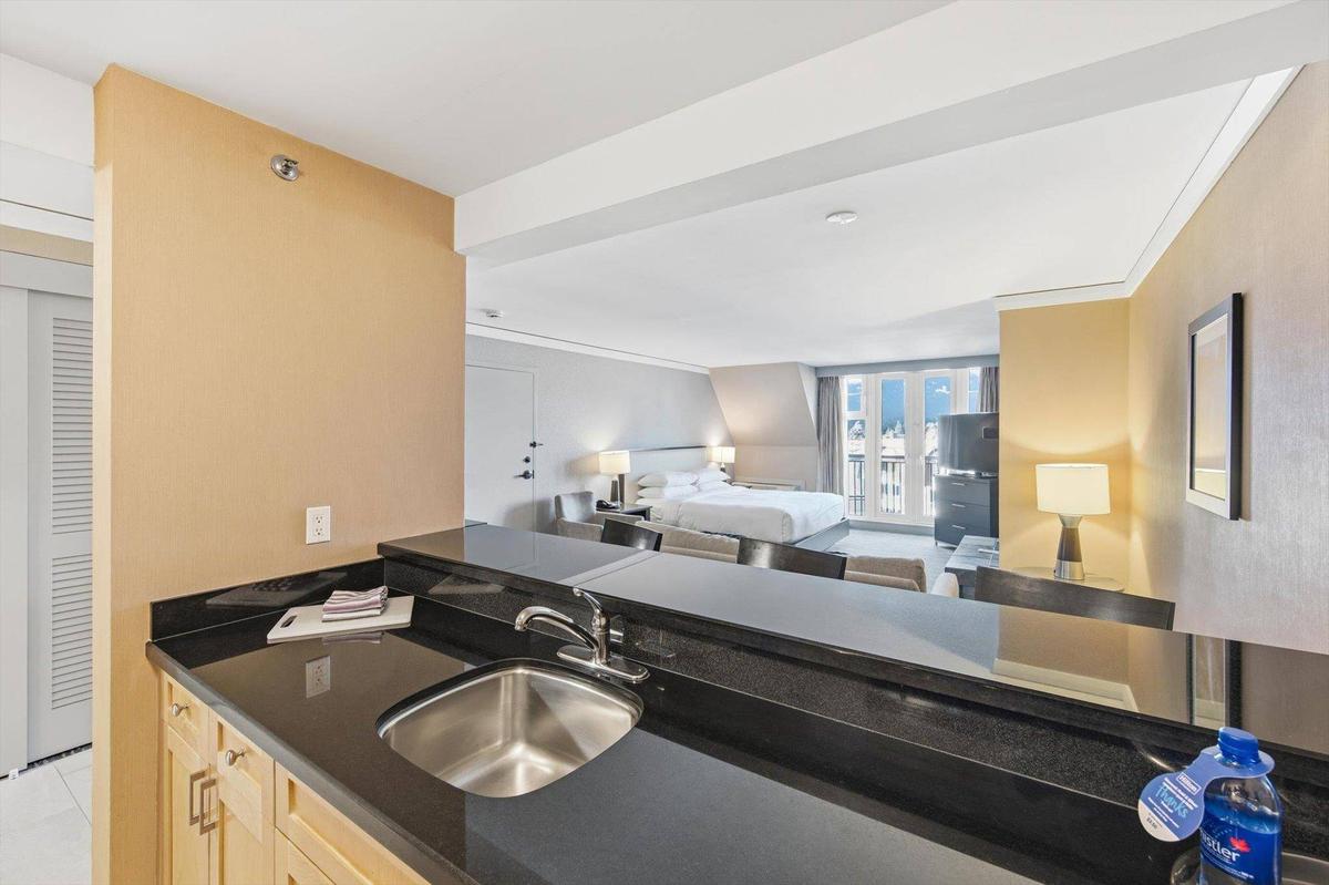 Featured Listing Image 28