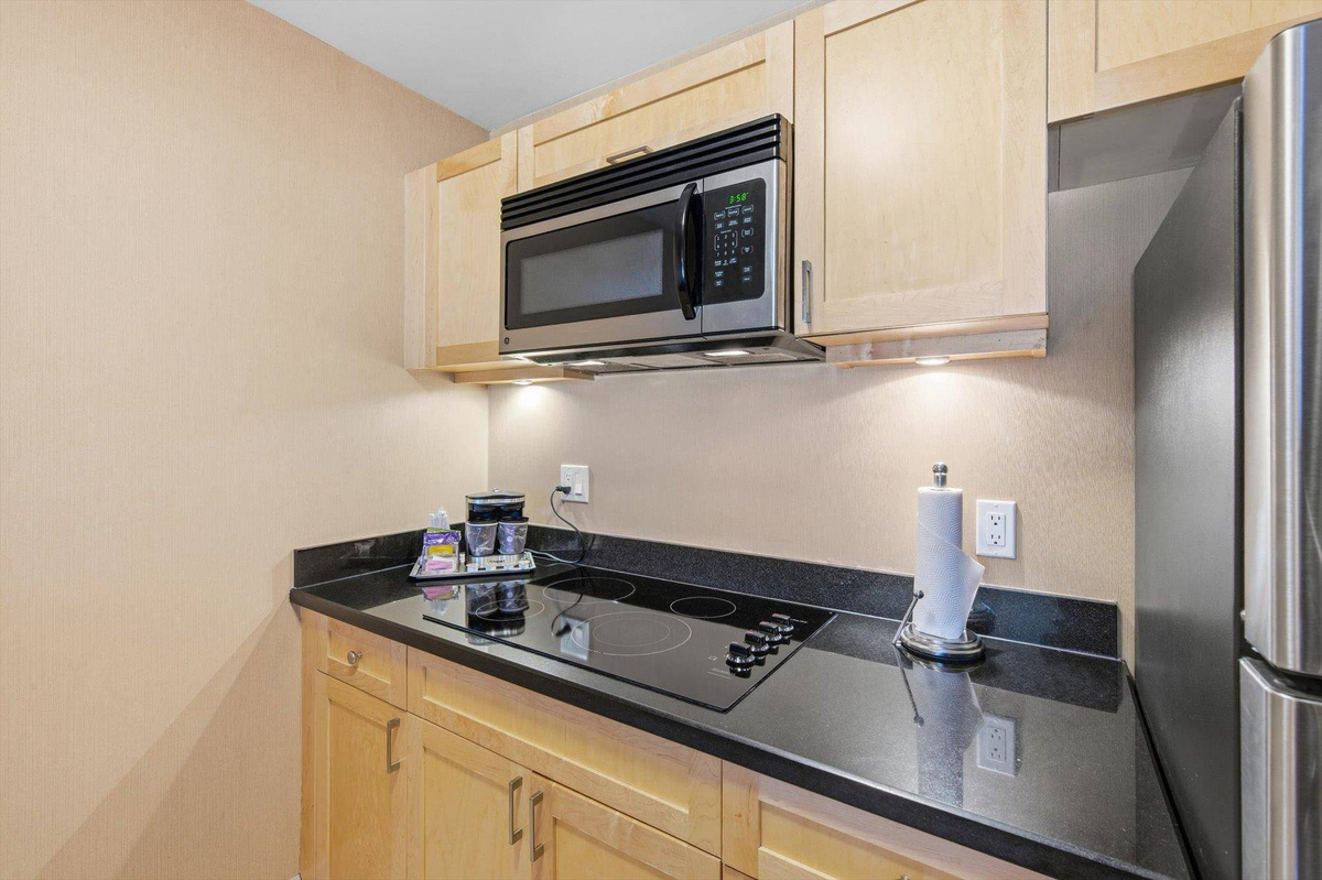 Featured Listing Image 27