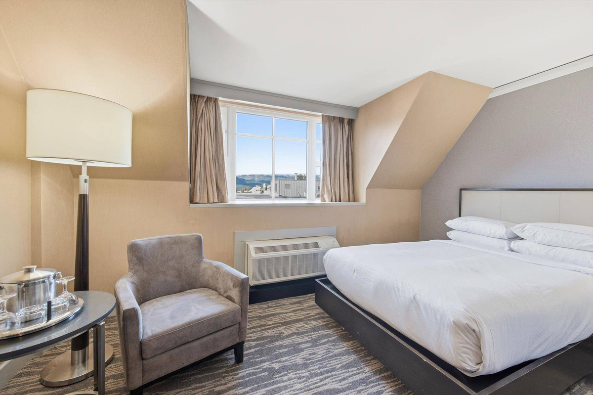 Featured Listing Image 5