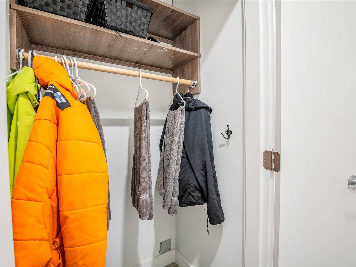 Featured Listing Image 13