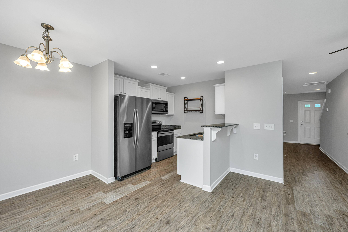 Featured Listing Image 14
