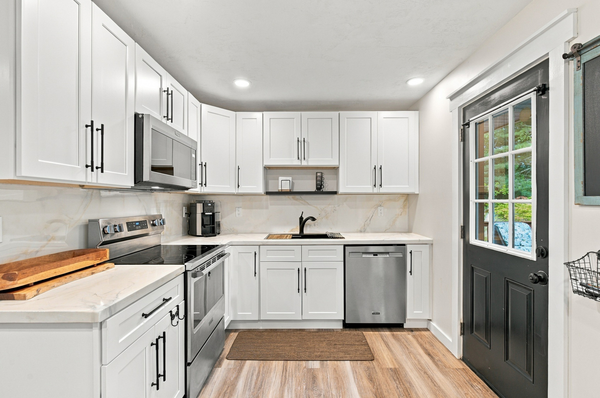 Featured Listing Image 4