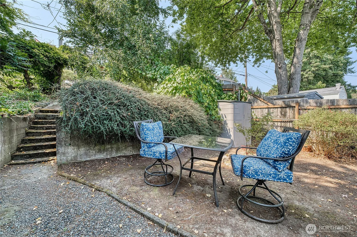 Featured Listing Image 14