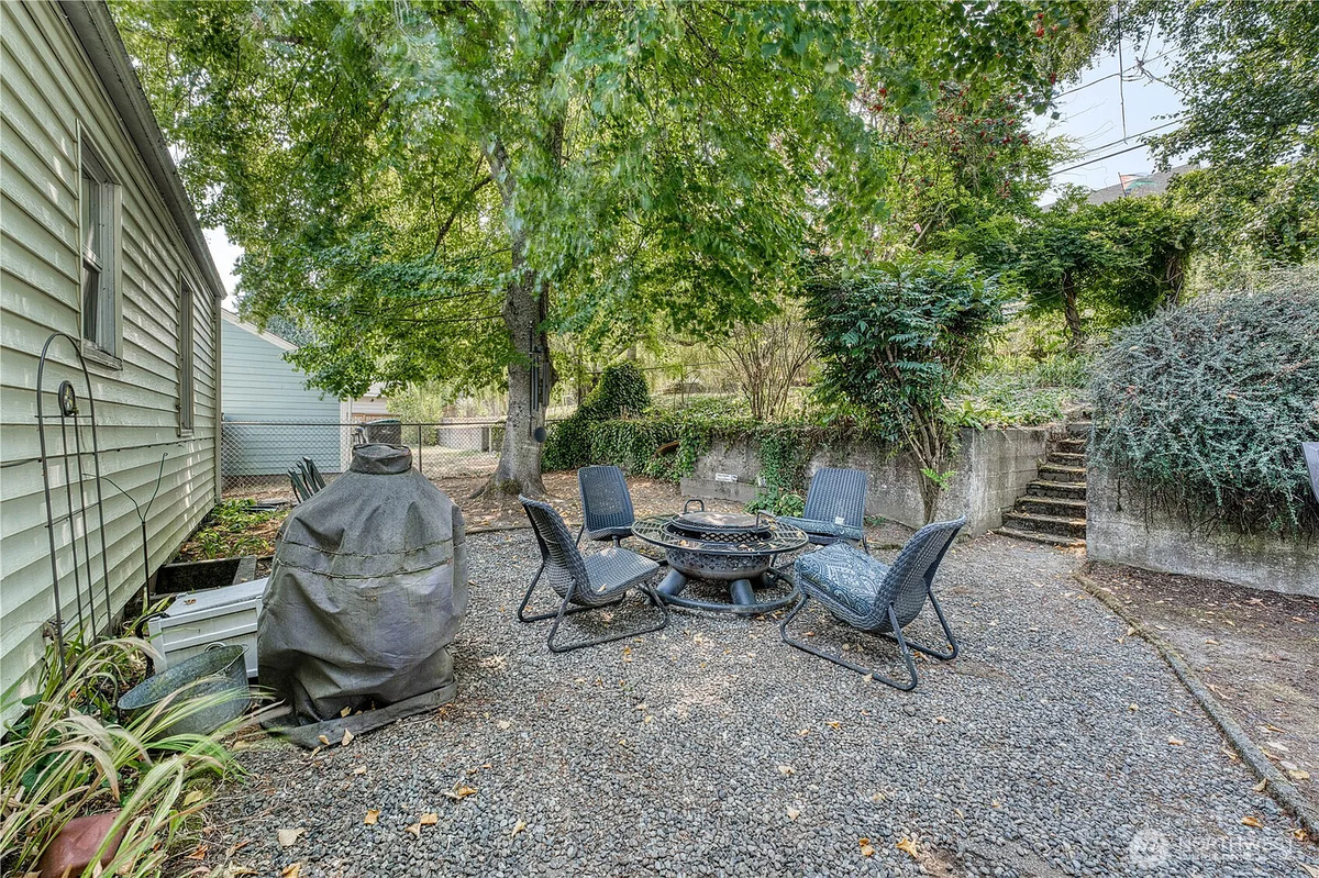 Featured Listing Image 4