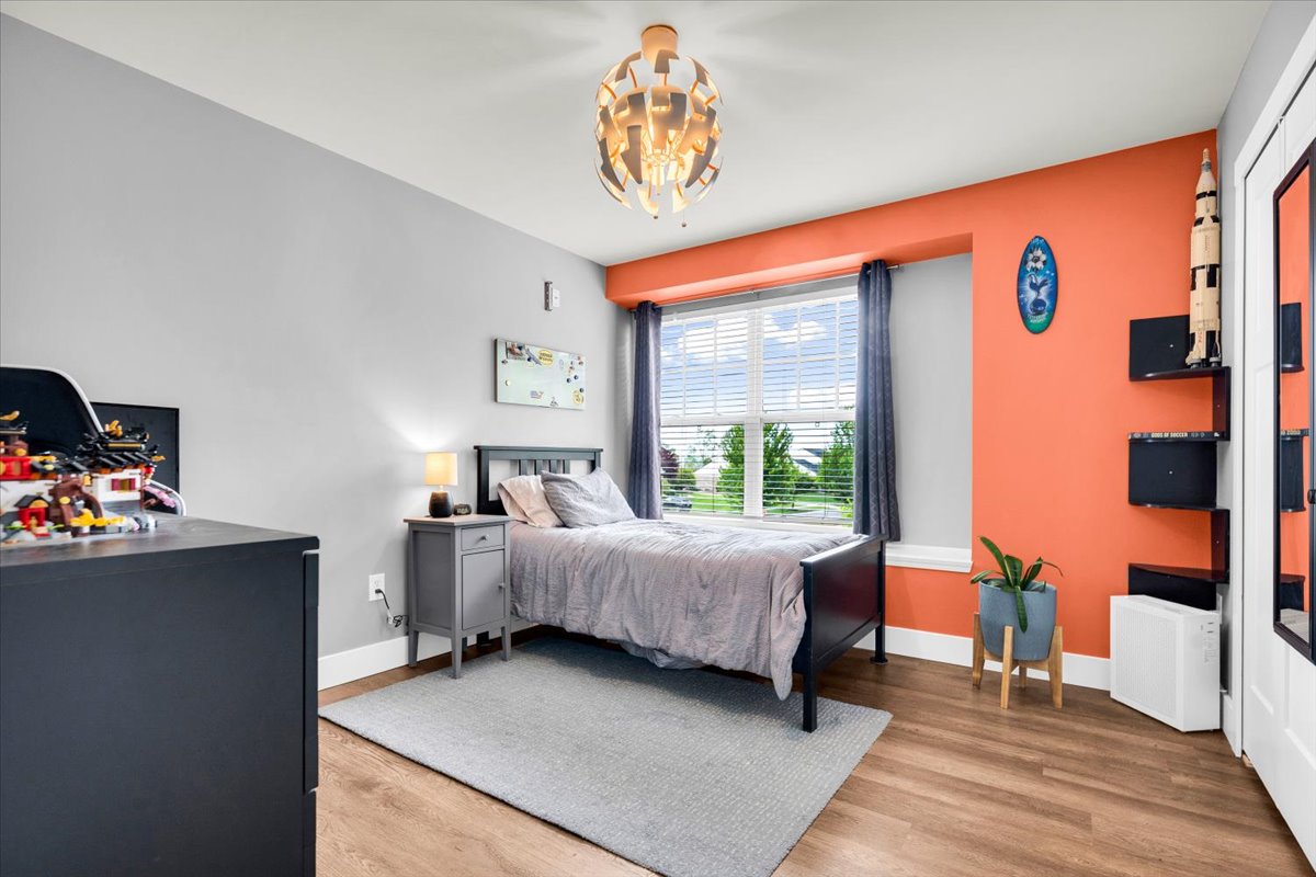 Featured Listing Image 11