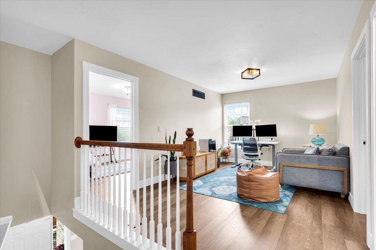 Featured Listing Image 9