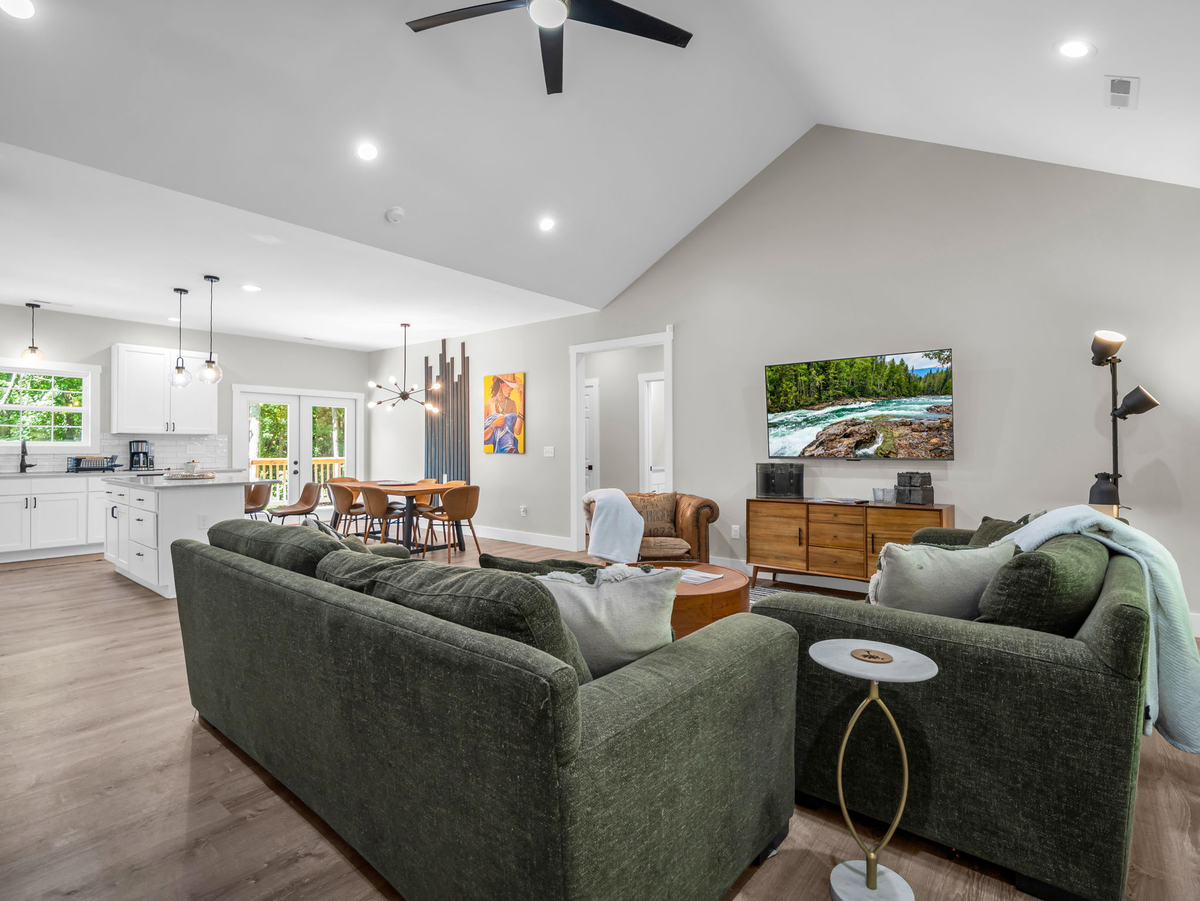 Featured Listing Image 2