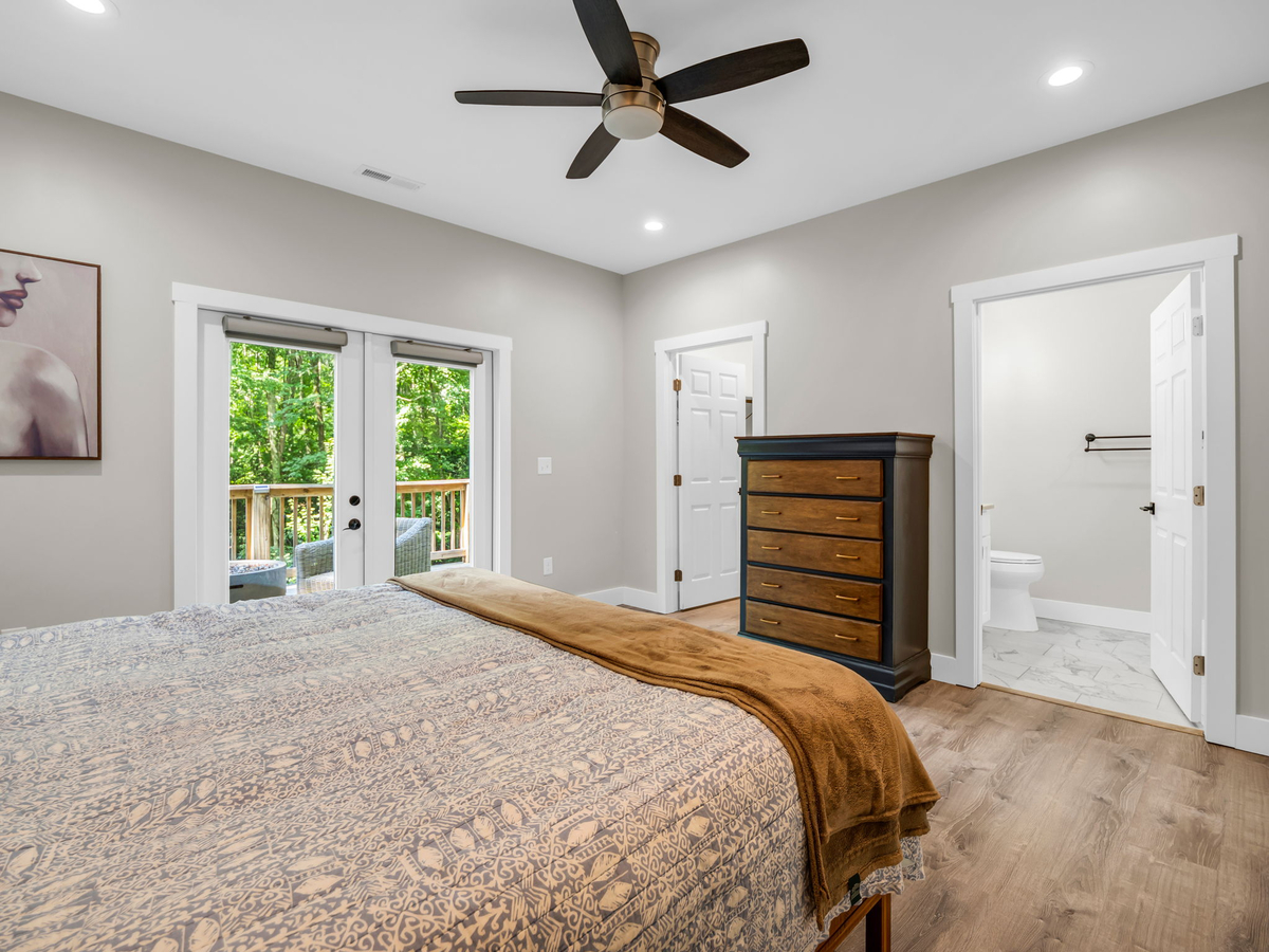 Featured Listing Image 6