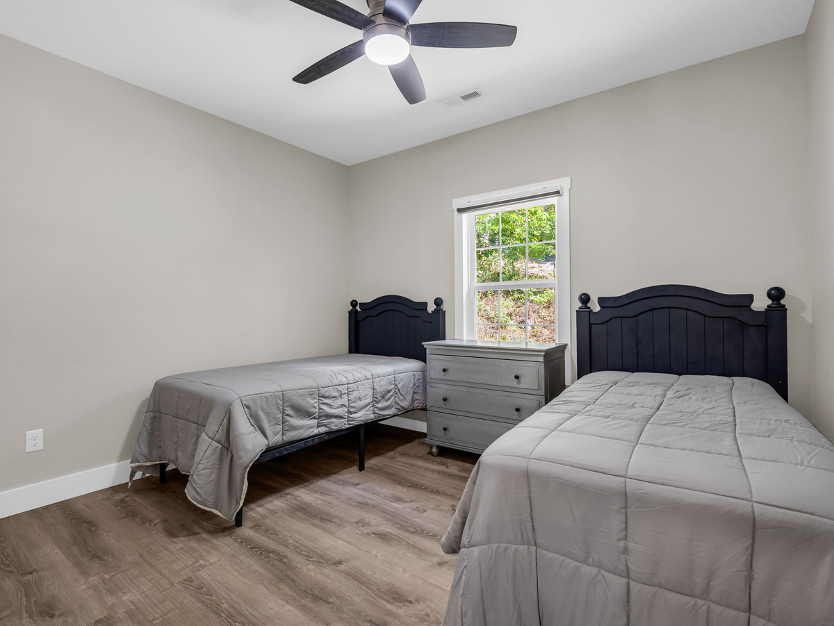 Featured Listing Image 7