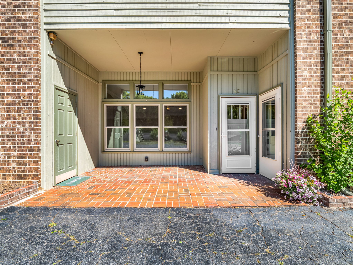 Featured Listing Image 12