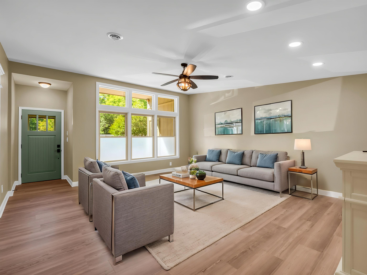 Featured Listing Image 6