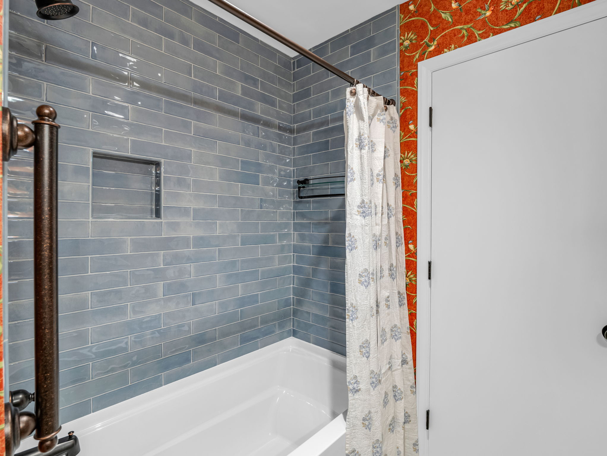 Featured Listing Image 7