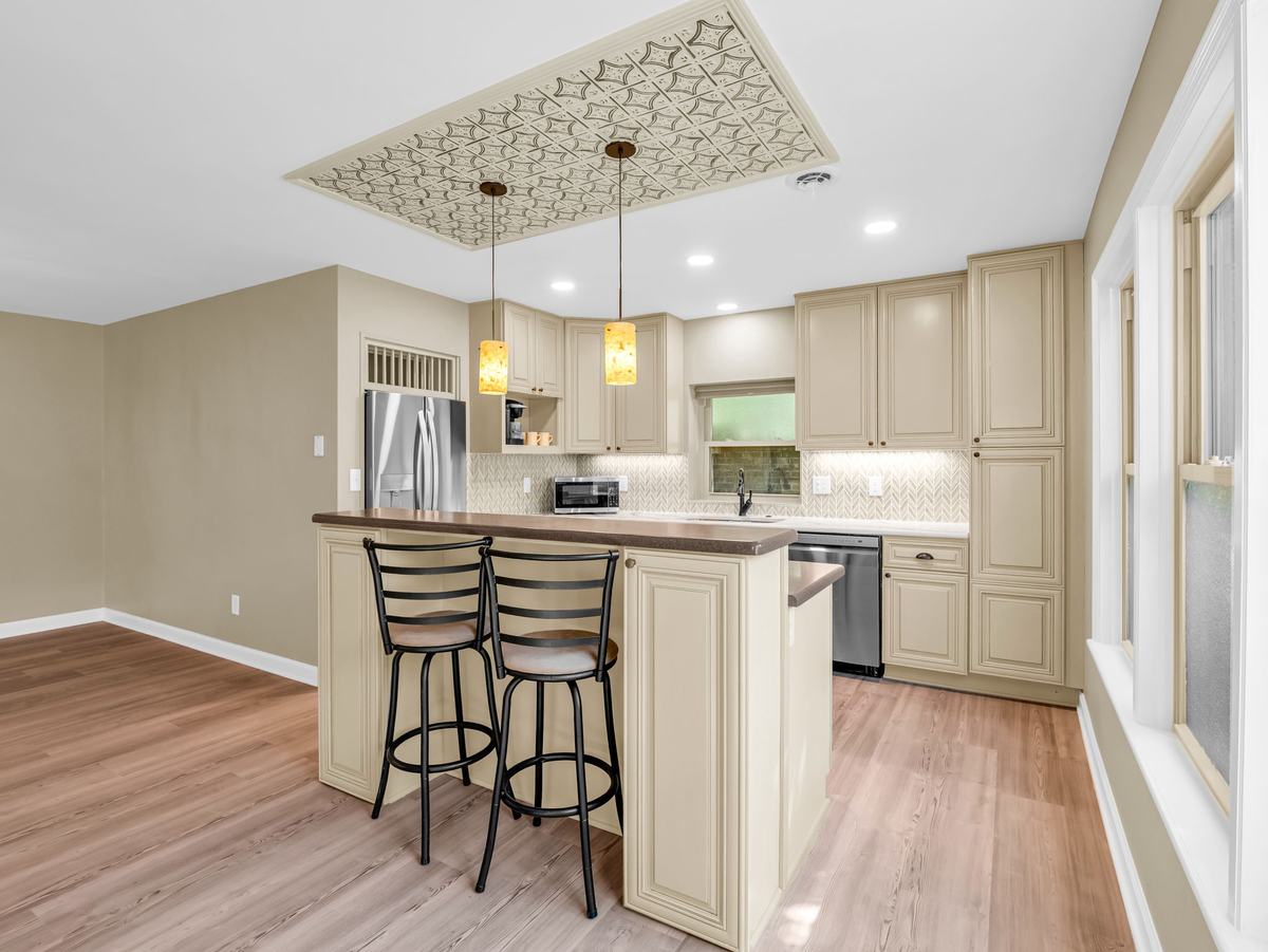 Featured Listing Image 9