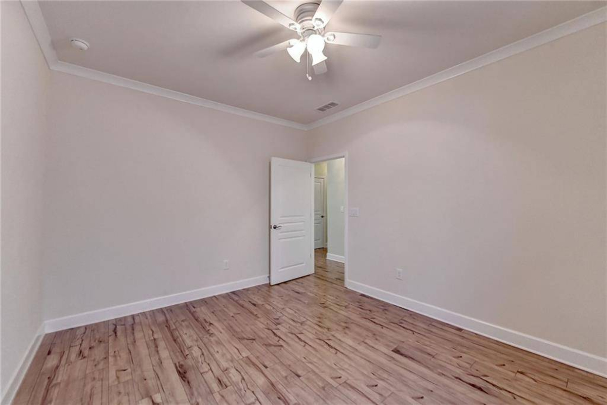 Featured Listing Image 46